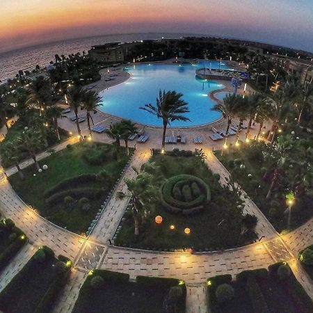 מלון עיין סוחנה Grand Ocean El Sokhna מראה חיצוני תמונה Aerial view of the resort