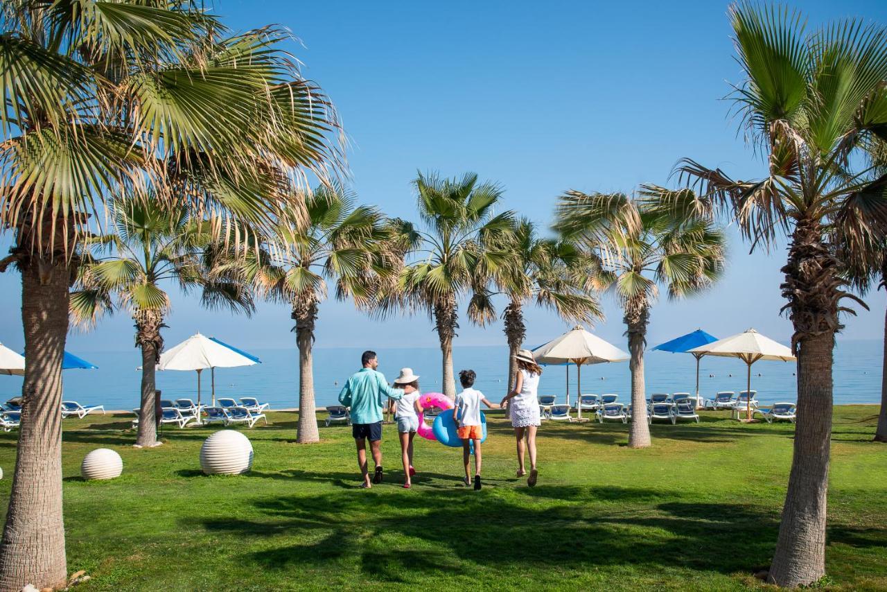 מלון עיין סוחנה Grand Ocean El Sokhna מראה חיצוני תמונה The beach at the Dan Hotel