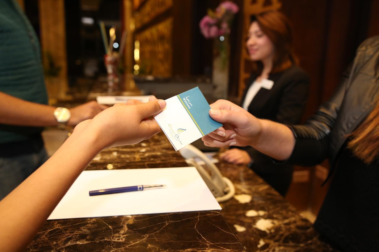 מלון עיין סוחנה Grand Ocean El Sokhna מראה חיצוני תמונה A hotel key card