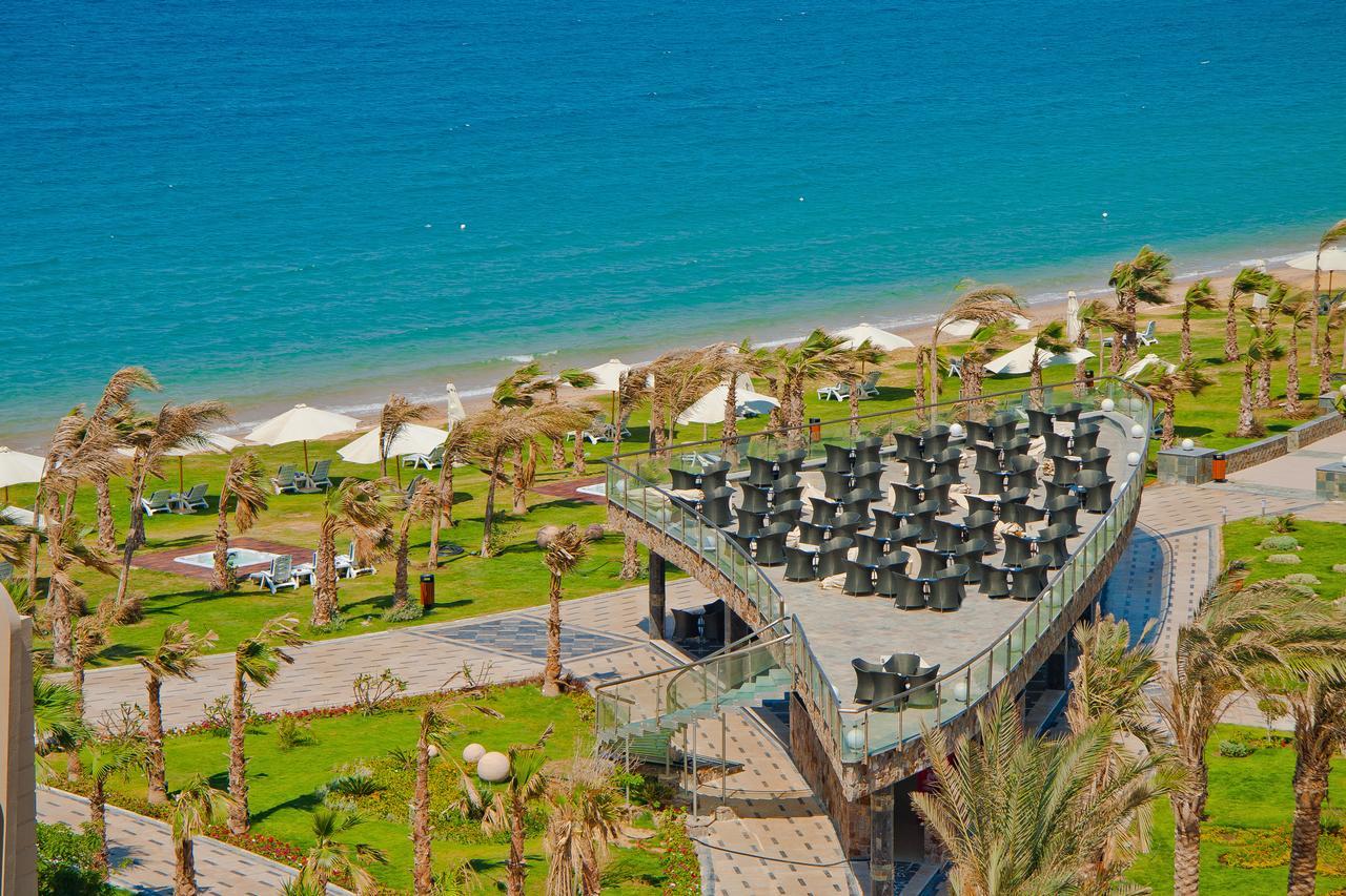 מלון עיין סוחנה Grand Ocean El Sokhna מראה חיצוני תמונה The beach at the resort