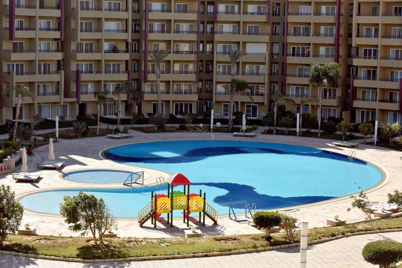מלון עיין סוחנה Grand Ocean El Sokhna מראה חיצוני תמונה The swimming pool at the complex